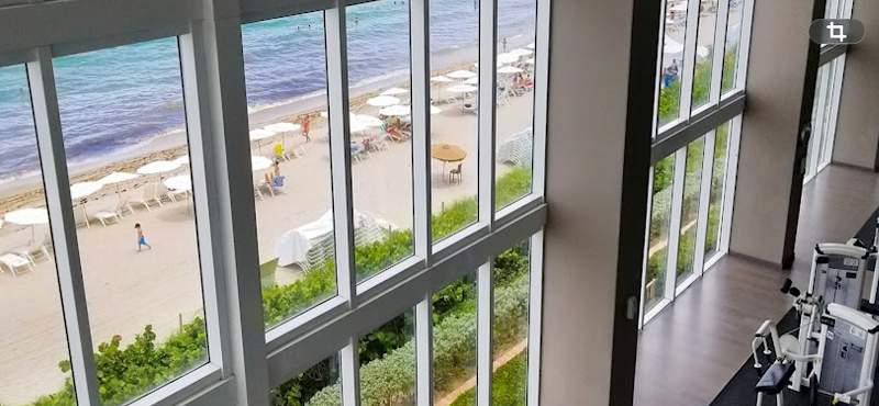 Juice & Java at The Beach Club