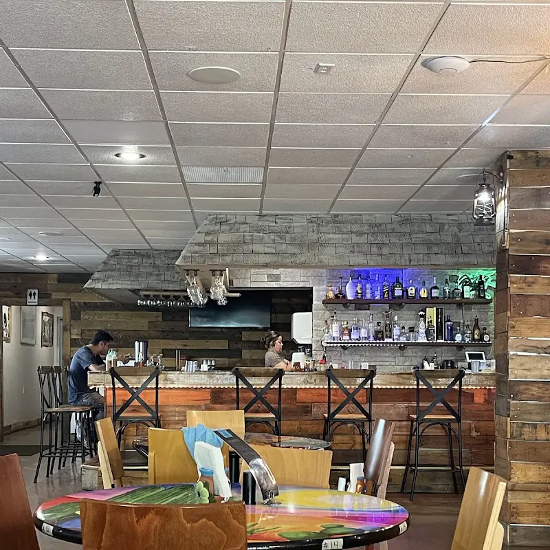 Mallis La Casa Del Taco
