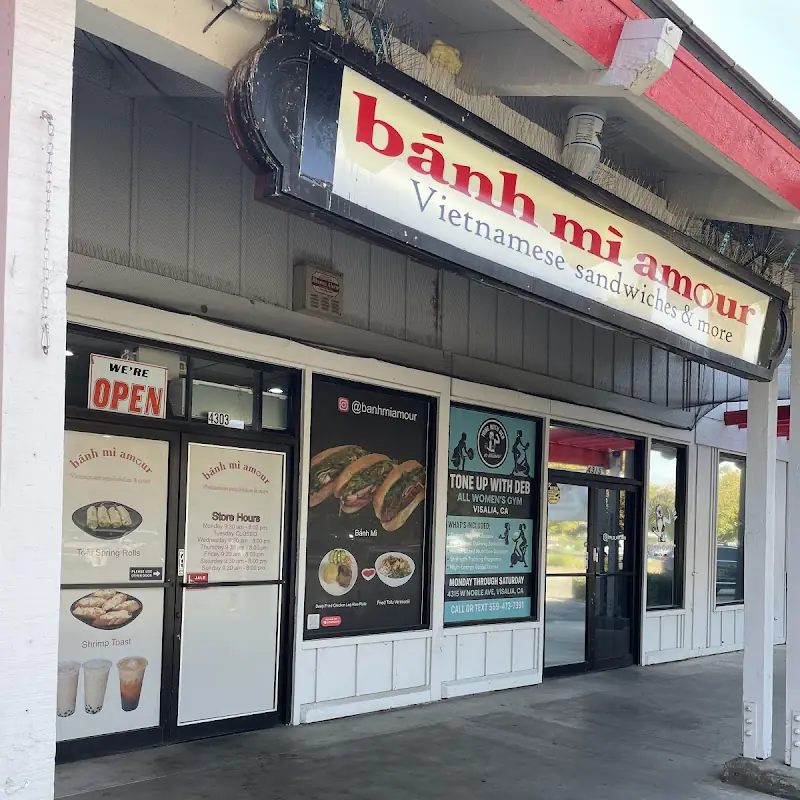 Bánh Mì Amour