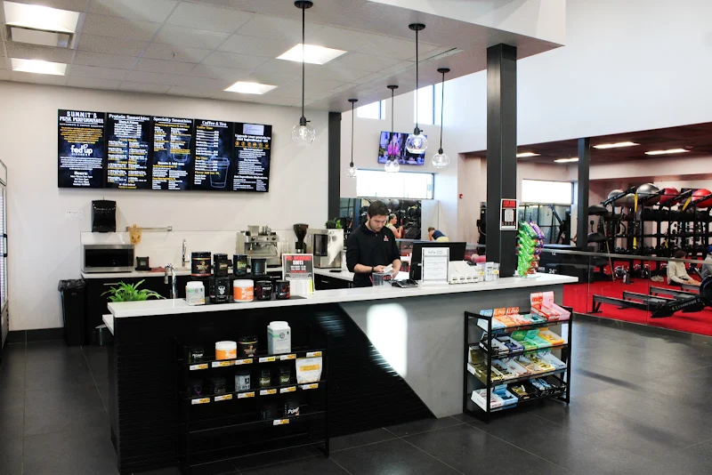 Summit Athletic Club Peak Performance: Supplements & Smoothies