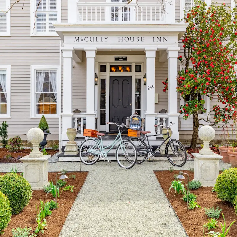 McCully House Inn