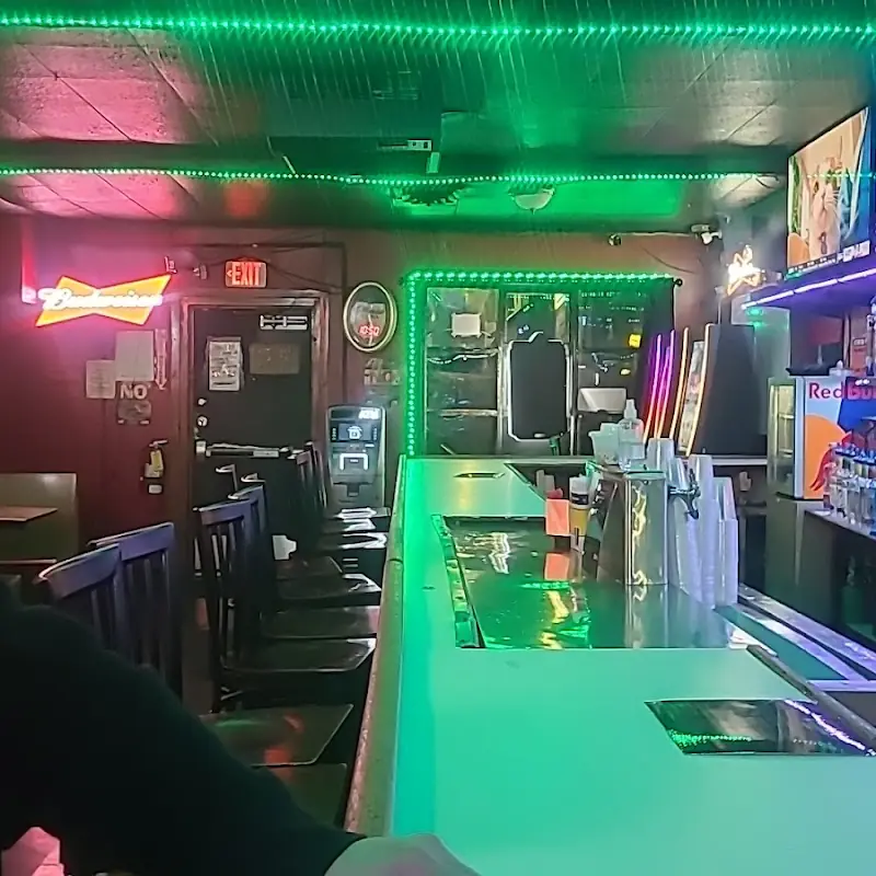 Lumpy Lou's Bar & Grill