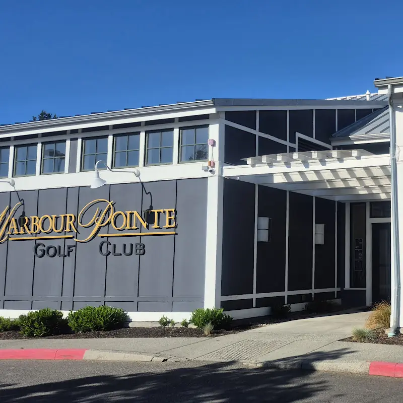 The Pointe Restaurant & Lounge