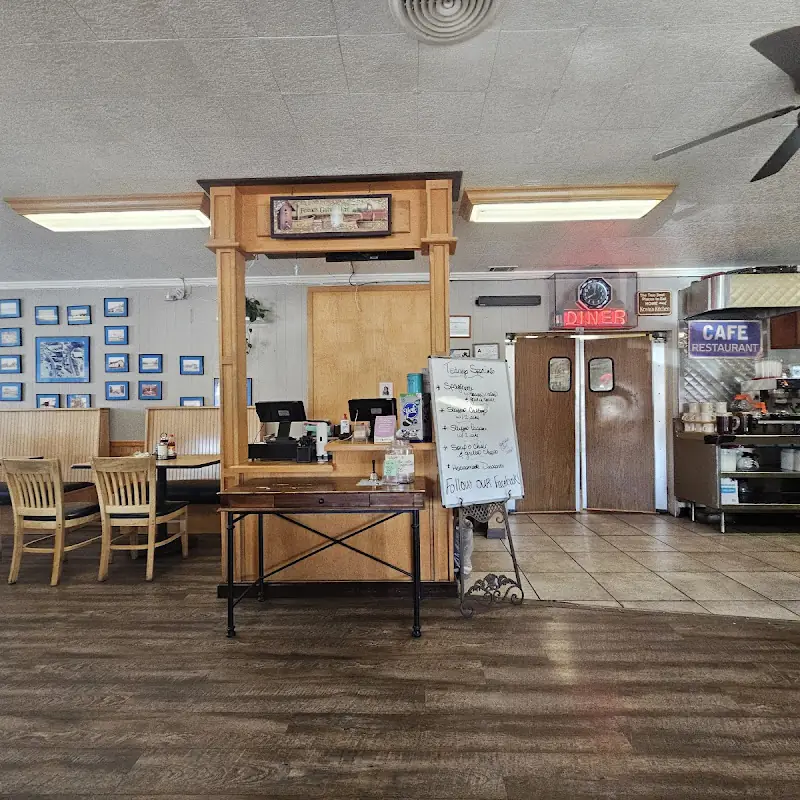 Fort's MOUNTAIN KITCHEN