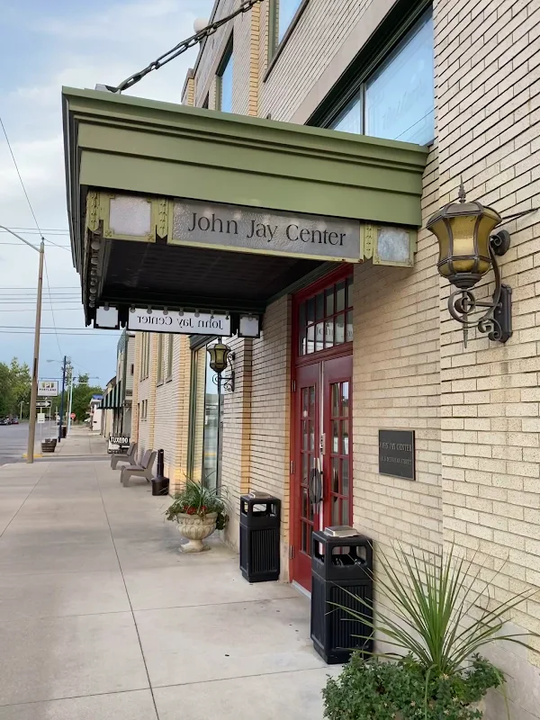 Bizy Dips Bakery & Coffee Shop