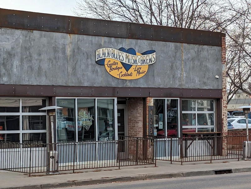 To The Fives Taproom & Lounge