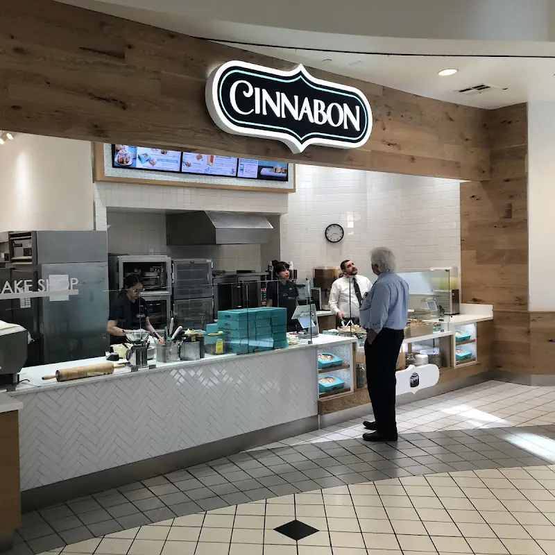 Cinnabon