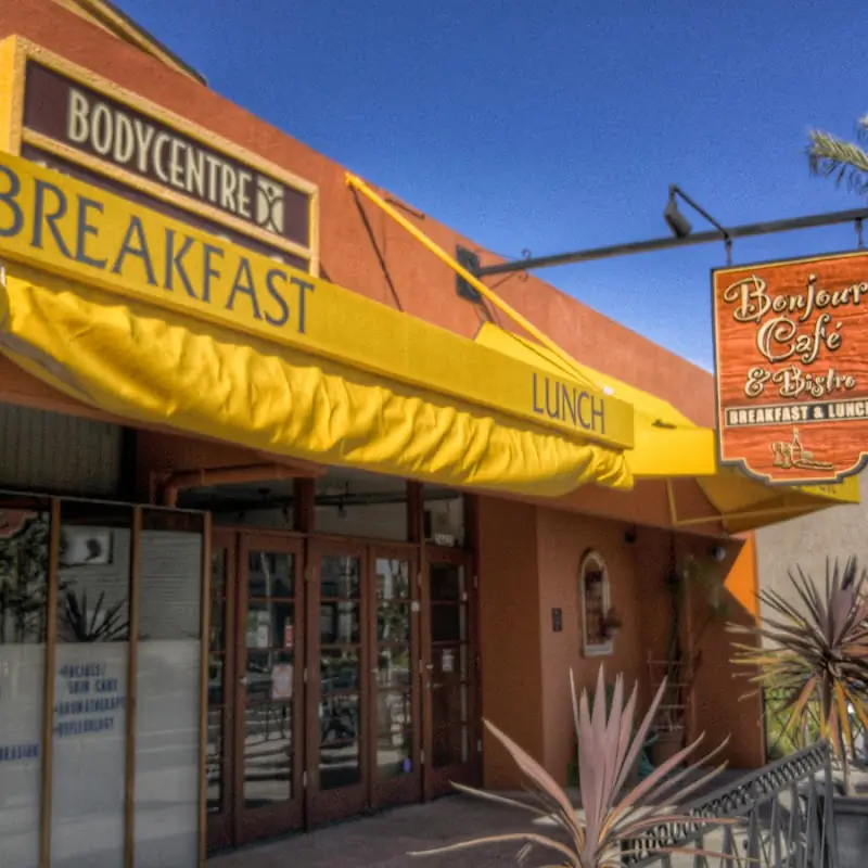 Bonjour Café & Bistro