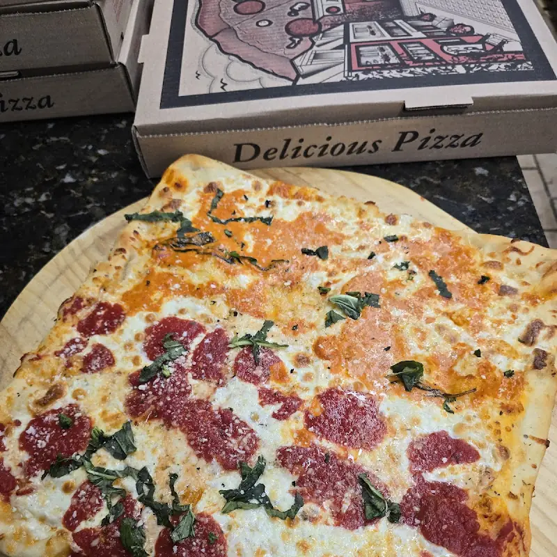 Buffalo Chicken Pizza 12"