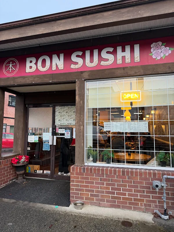 Oak Bay Bon Sushi