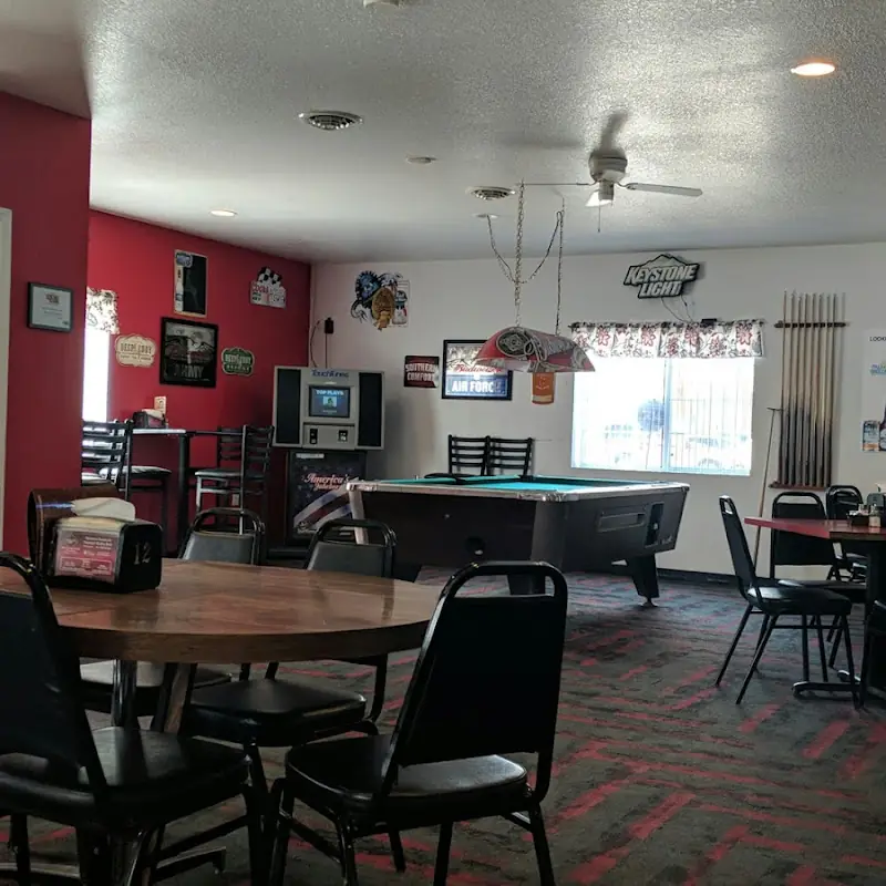 RW's Dining and Drinks