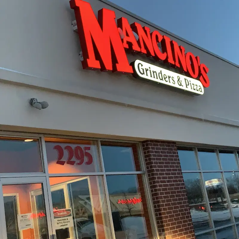 Mancino's Grinders & Pizza