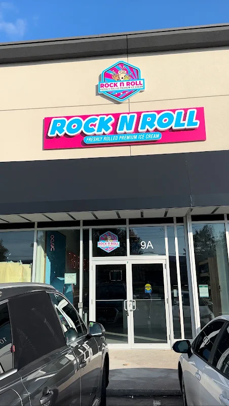 ROCK N ROLL - Mississuaga | Canada's Best Rolled Ice Cream