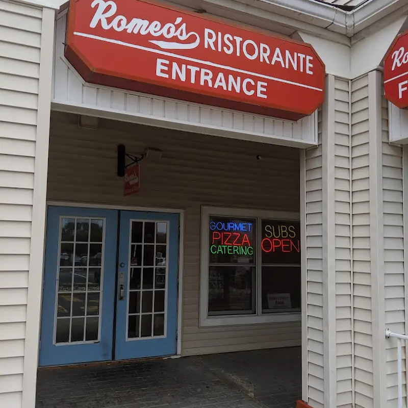 Romeo's Raintree Pizzeria