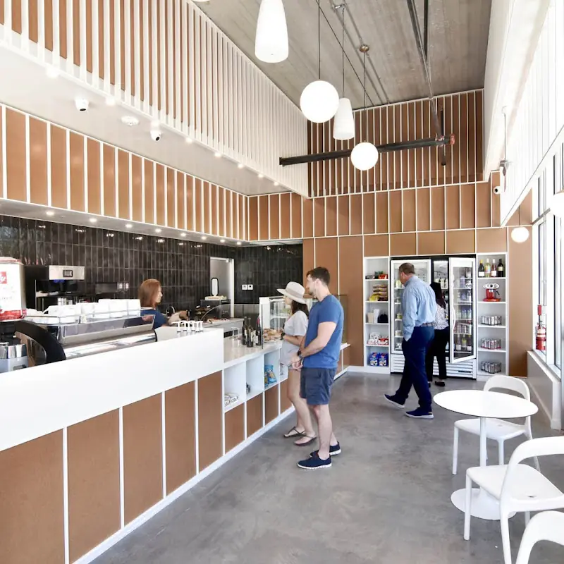 Eclair Patisserie & Cafe