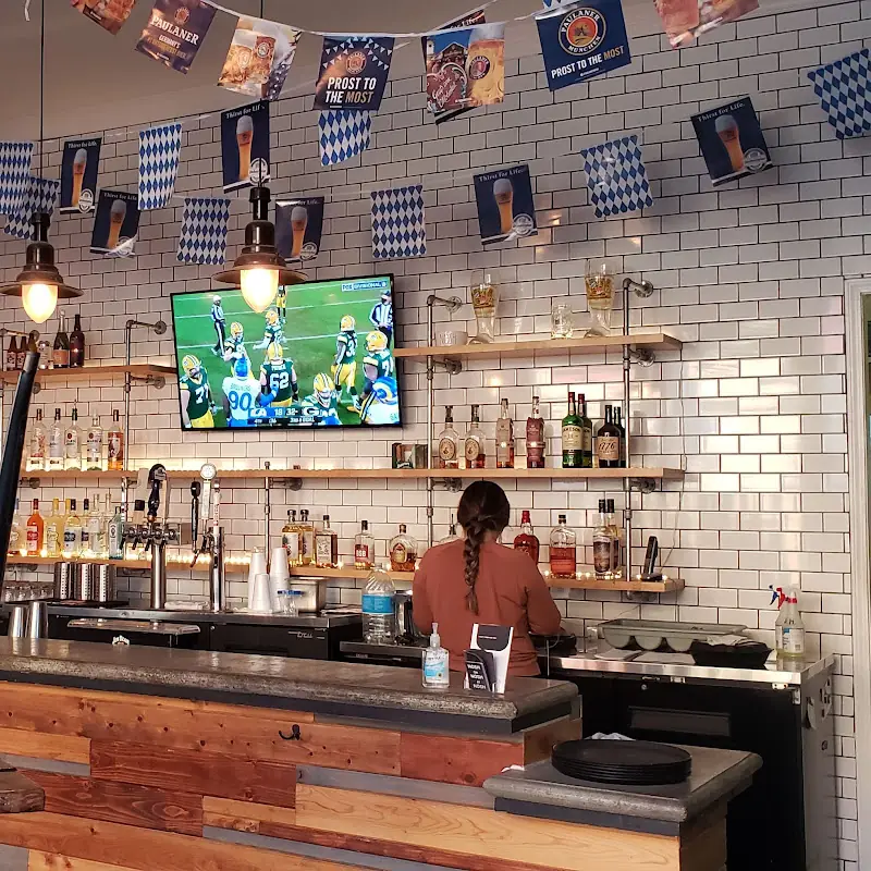 West Oak Nosh