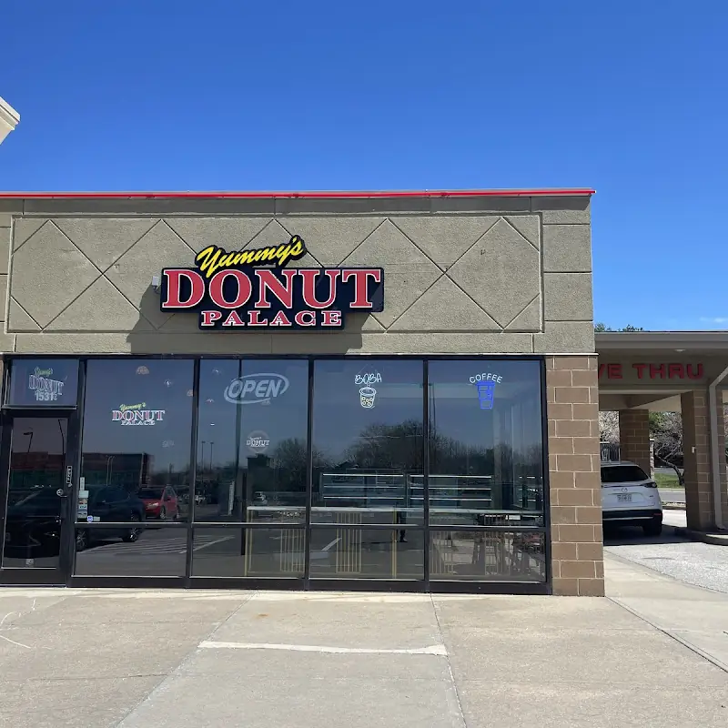 Yummy’s donut palace