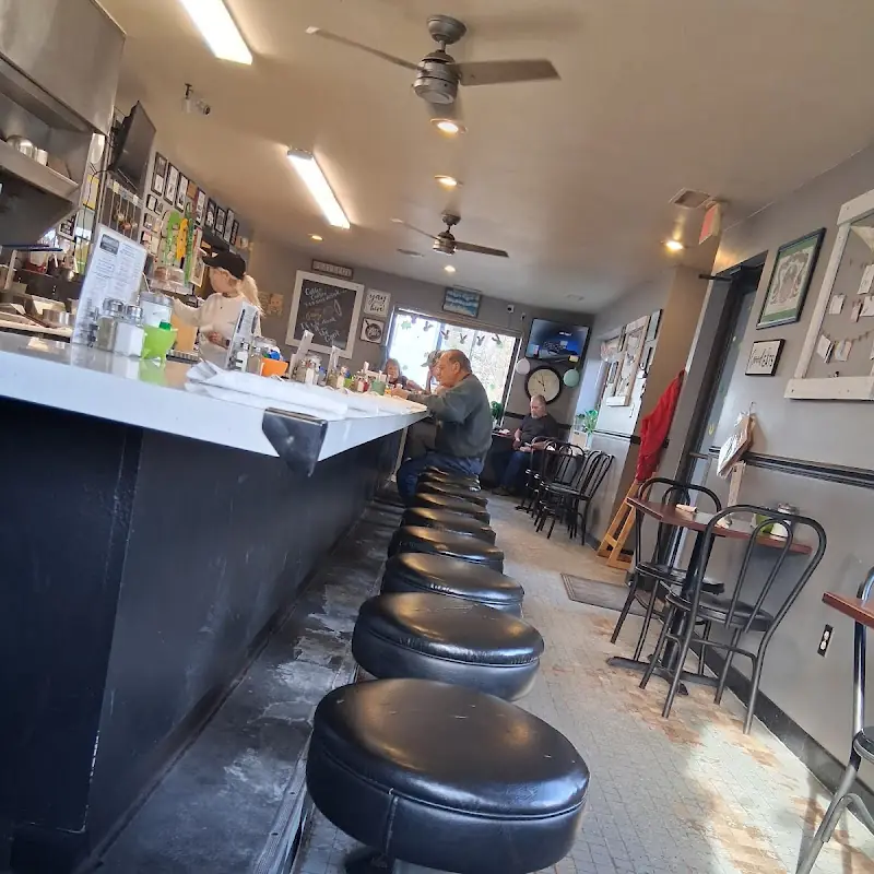 Raelynn’s Cafe