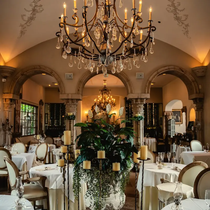 Cafe Monarch