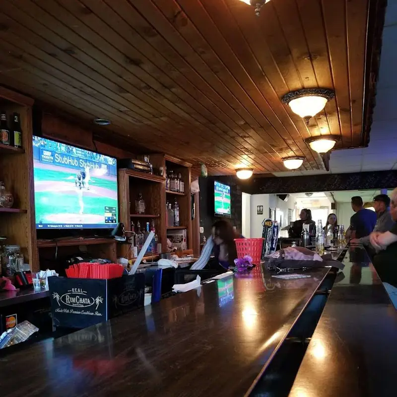 Swiss Street Pub & Grille