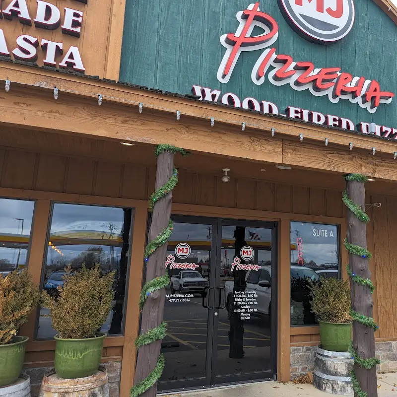 MJ Pizzeria SPRINGDALE