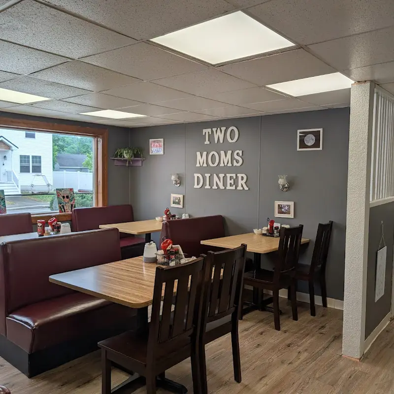 Two Moms Diner