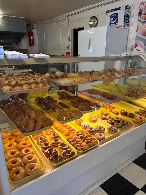 Happy Donut Shop