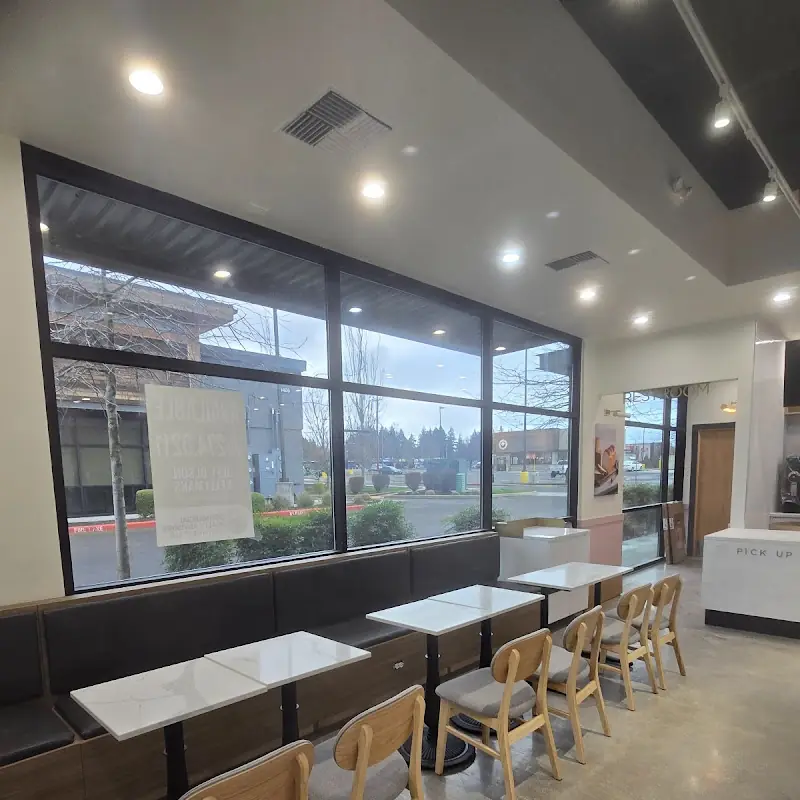 TOUS les JOURS Bakery Café - Vancouver