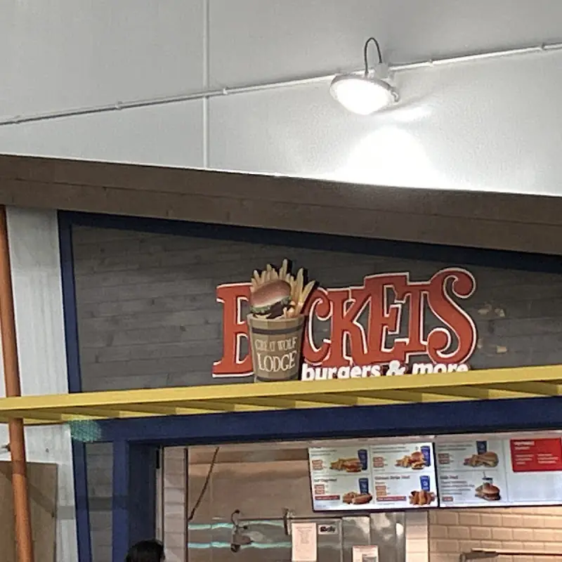 Buckets Burgers & more