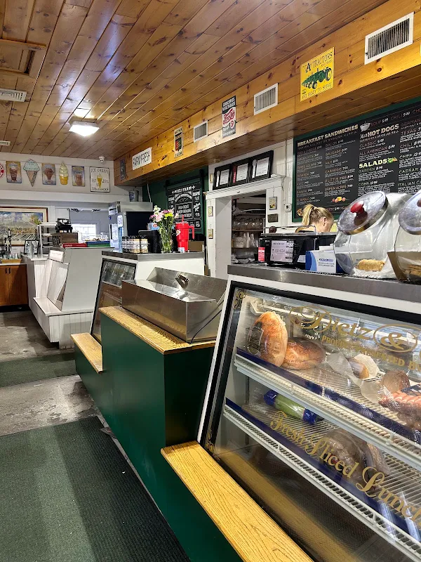 Pizzi Farm Market & Deli