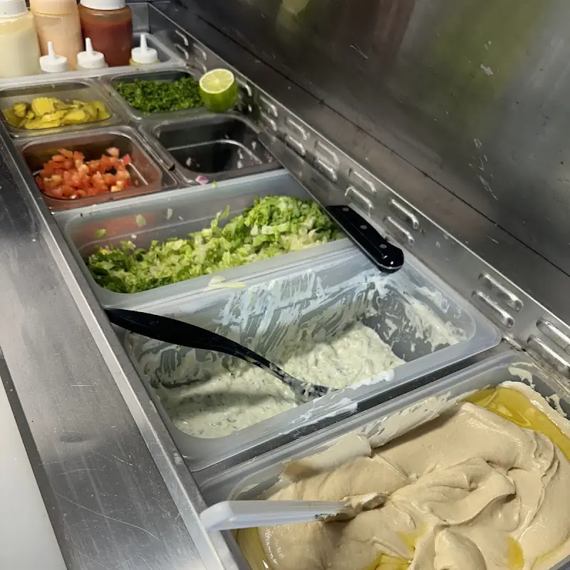 Dima’s Gyros (Halal حلال)