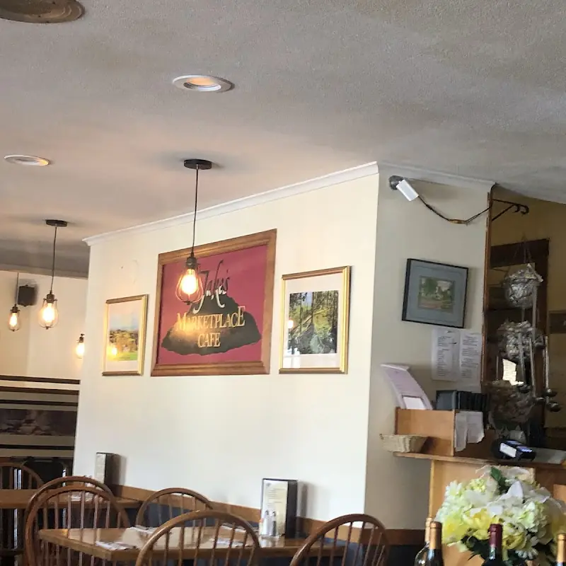 Jake's Restaurant and Tavern
