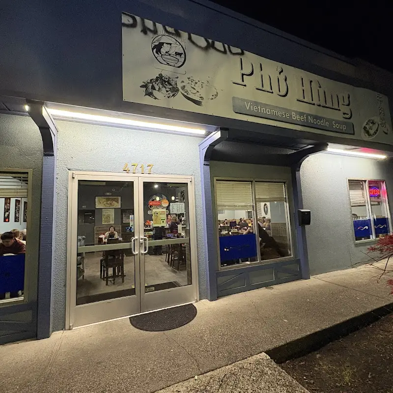 Phở Hùng on Powell
