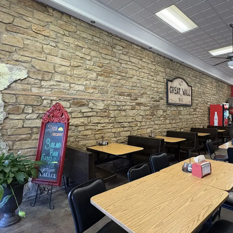 The Pizza Parlor