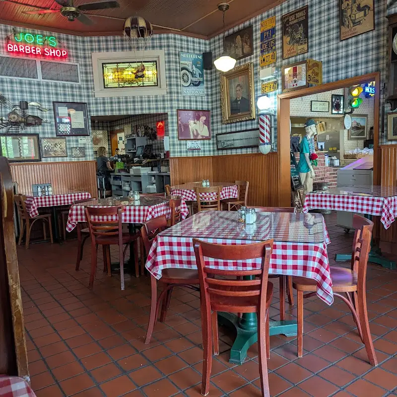 Uncle Joe's Pizzeria