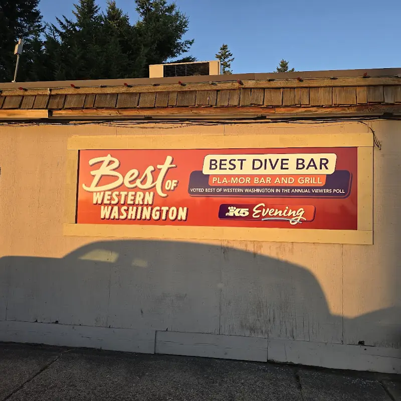 Pla-Mor Bar & Grill