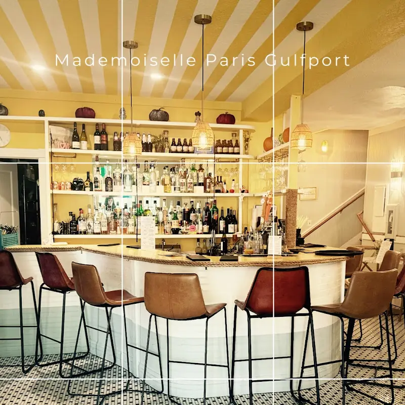 Mademoiselle Paris - French restaurant & Bakery