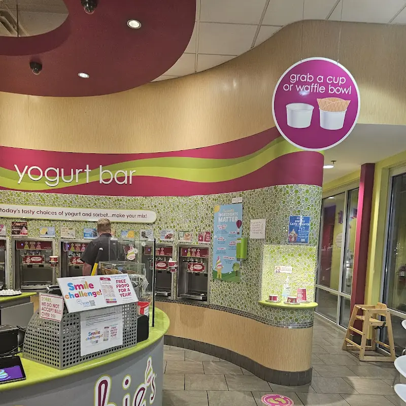 Menchie's Frozen Yogurt