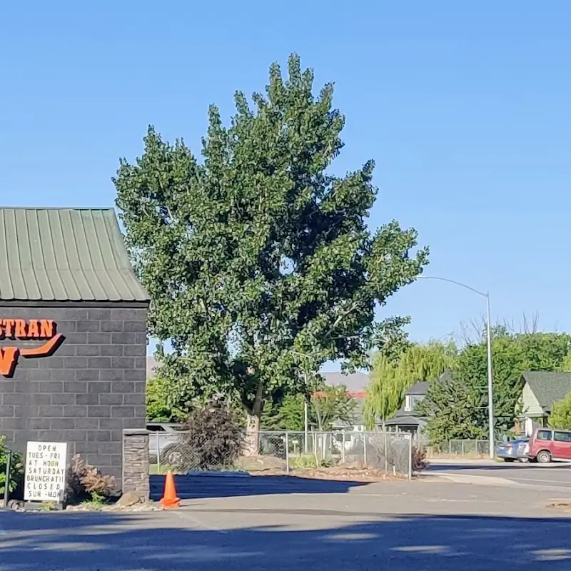 Whitstran Steaks & Spirits
