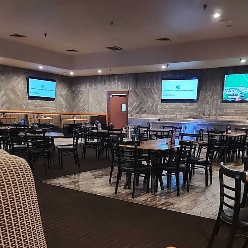 Lakeside Sports Grill