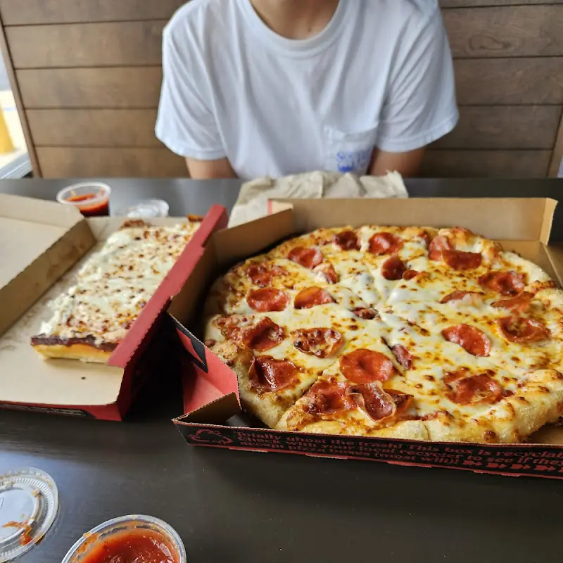 Pizza Hut