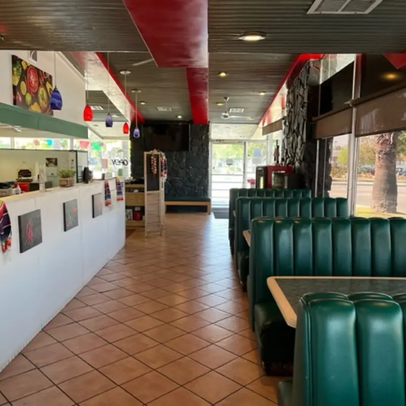 Dos Hermanas Mexican food