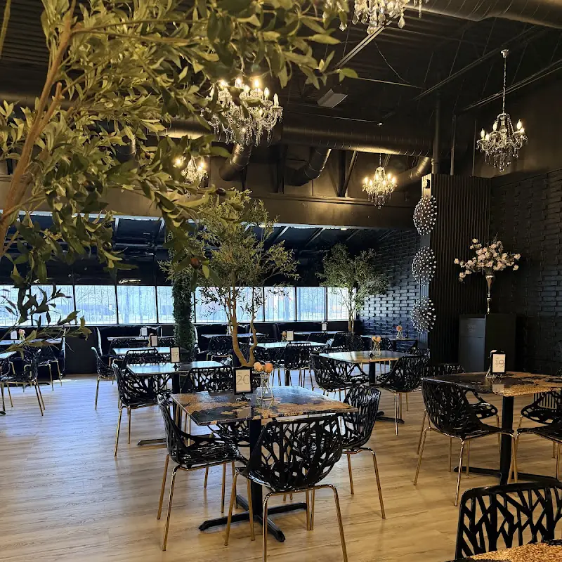 S2 City Grill & Daiquiri bar