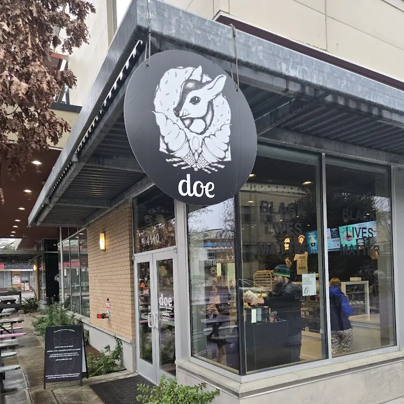 Doe Donuts + Ice Cream