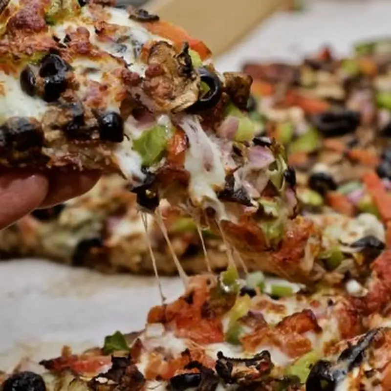 Magoos Pizza