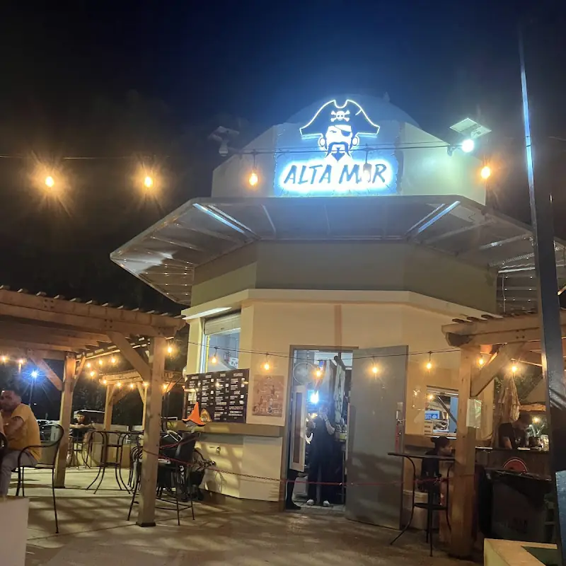 Alta Mar Pirate Canteen