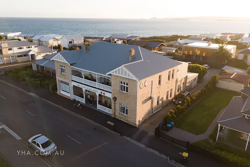 YHA Port Elliot Beach House