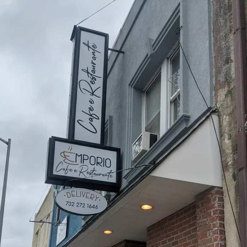 Emporio Cafe e Restaurante