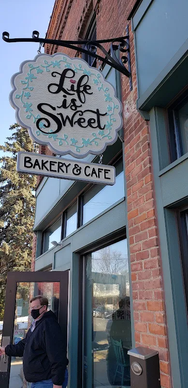Life is Sweet Bakery & Cafe