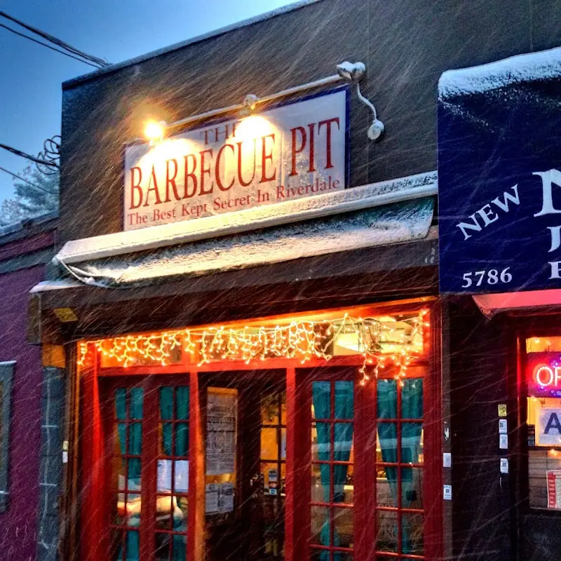 Barbecue Pit